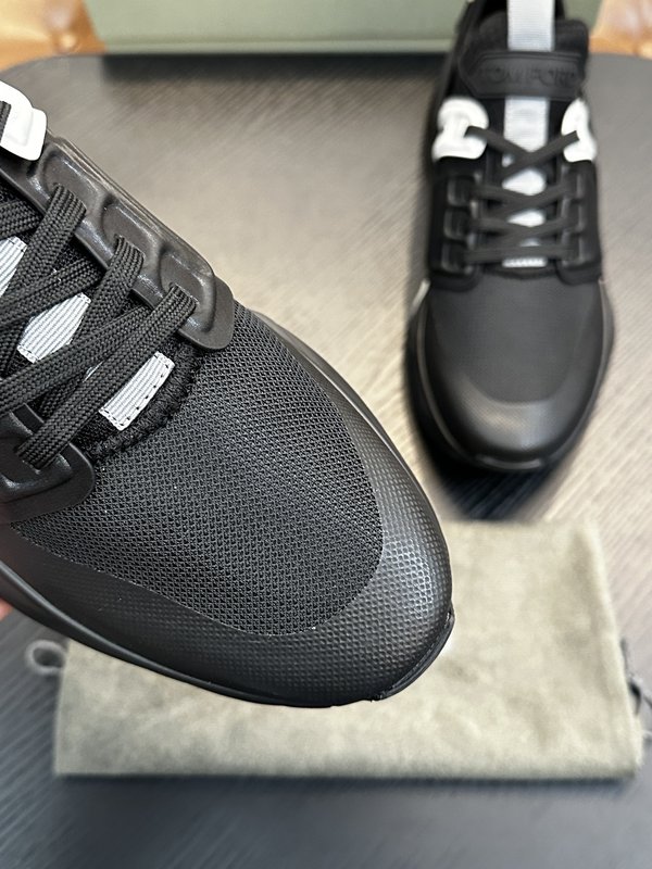 TOM FORD 가죽 로우탑 스니커즈 001-226447