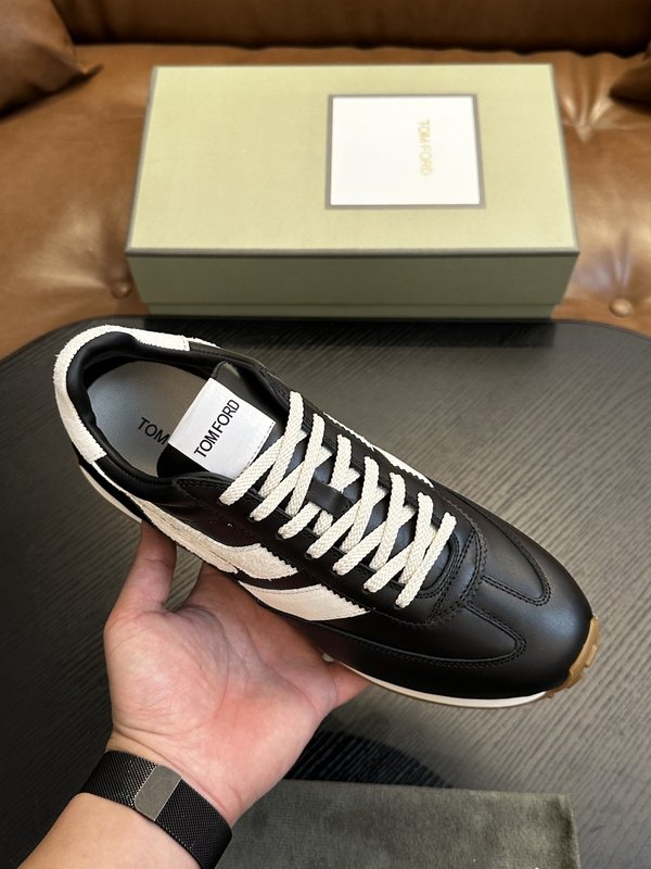 TOM FORD 가죽 로우탑 스니커즈 001-226452