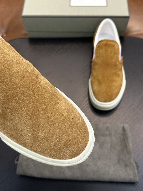 TOM FORD Cambridge 스웨이드 로우톱 슈즈 001-226457