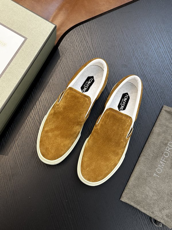 TOM FORD Cambridge 스웨이드 로우톱 슈즈 001-226457