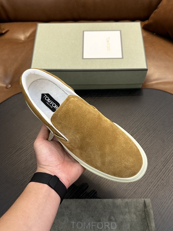 TOM FORD Cambridge 스웨이드 로우톱 슈즈 001-226457