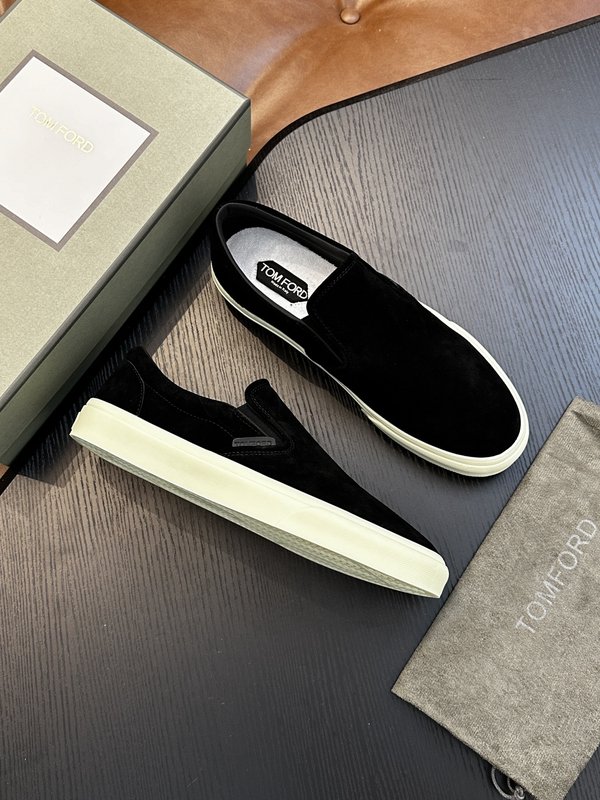TOM FORD 가죽 로우톱 스니커즈 001-226470