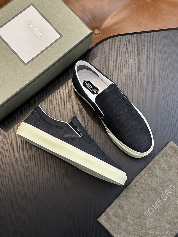 TOM FORD 가죽 로우탑 스니커즈 001-226485