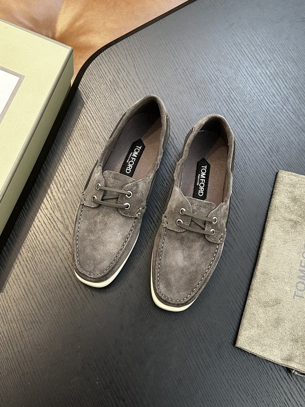 TOM FORD 가죽 로우탑 스니커즈 001-226514