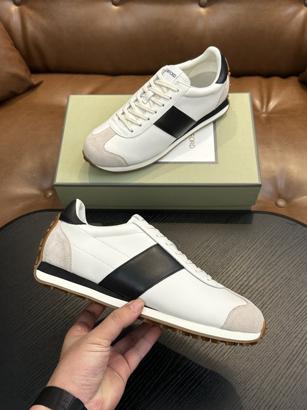 TOM FORD 캠브리지 소가죽 로우탑 스니커즈 001-226546