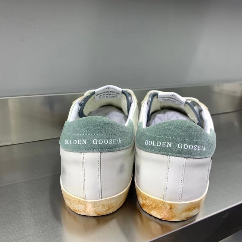 Golden Goose 스타 운동화 001-226716