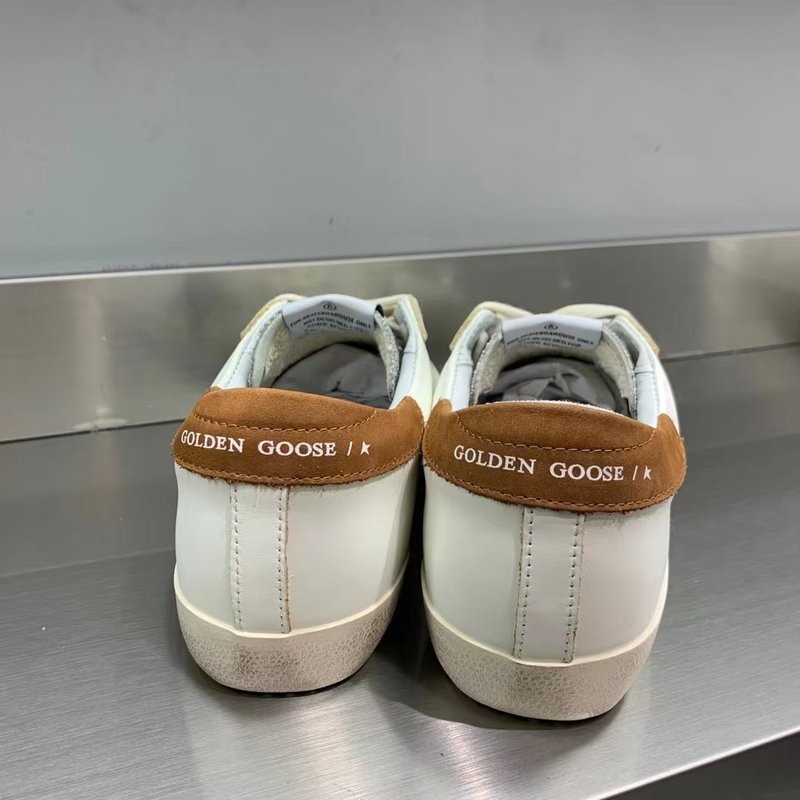 Golden Goose 스타 운동화 001-226755