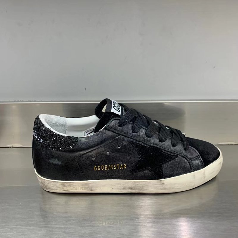 Golden Goose Super Star 캐주얼 슈즈 001-226801
