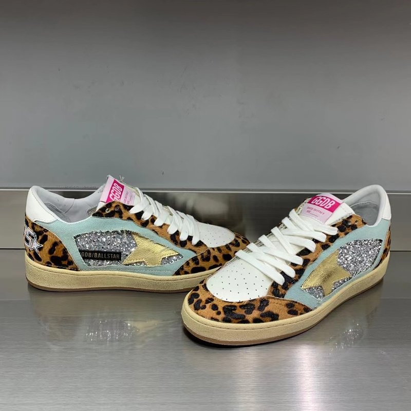 Golden Goose 클래식 운동화 001-226802