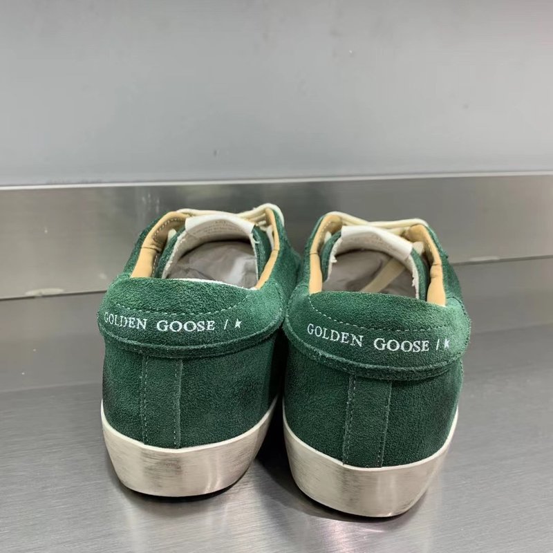 Golden Goose 스타 운동화 001-226808