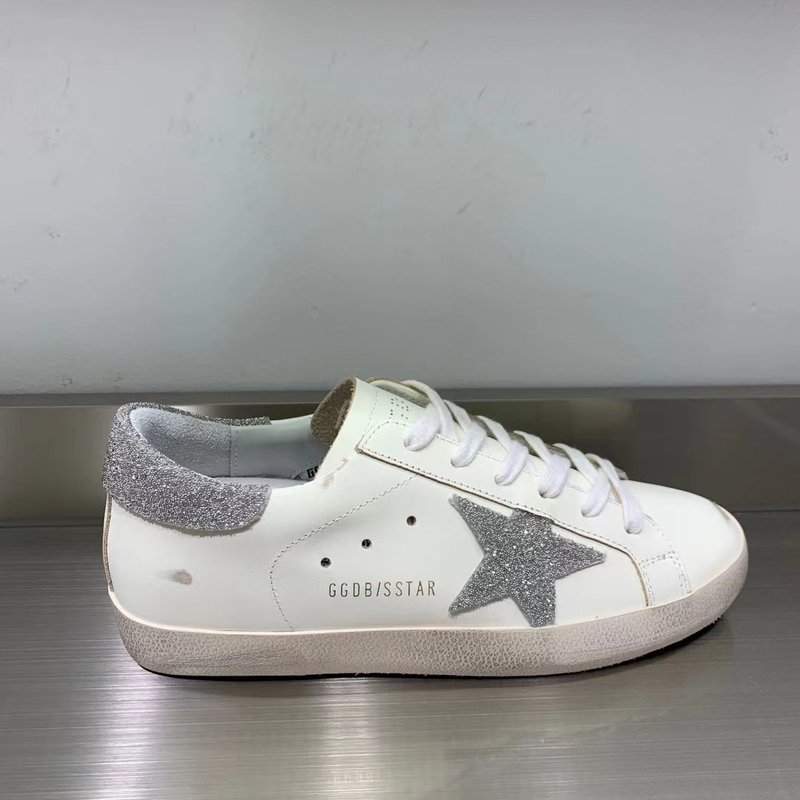 Golden Goose Super Star 신발 001-226820