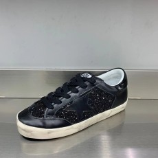Golden Goose 클래식 운동화 001-226829