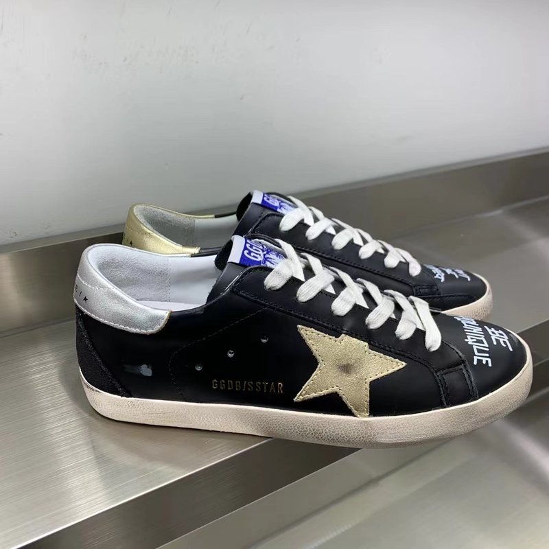 Golden Goose 슈퍼스타 운동화 001-226834