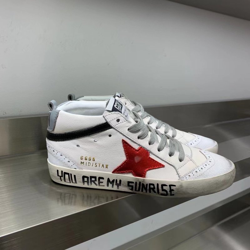 Golden Goose 미드 스타 슈즈 001-226853