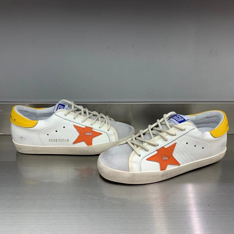 Golden Goose 스타 신발 시리즈 001-226870