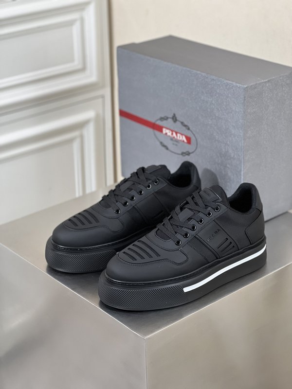 PRADA 남성 두꺼운 바닥 캐주얼 운동화 001-226927