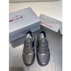 프라다 PRAX 01 리나일론 운동화 001-226963