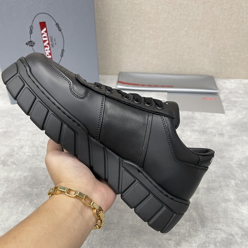 Prada 로고 플레이트 두꺼운 밑창 운동화 001-226964