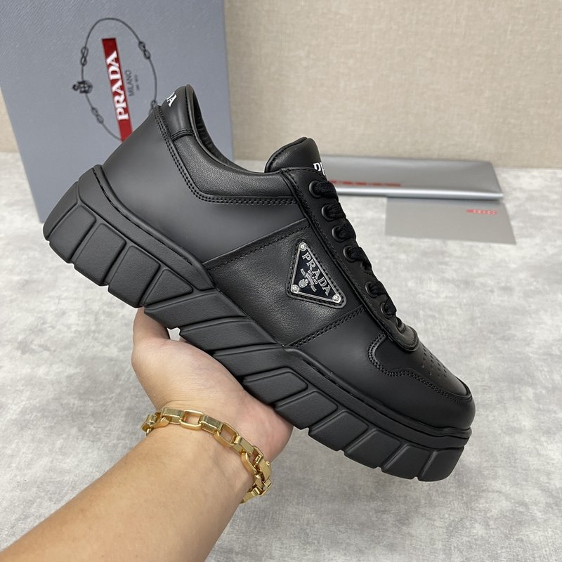 Prada 로고 플레이트 두꺼운 밑창 운동화 001-226964