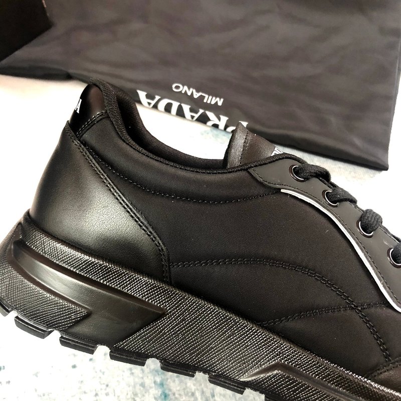 PRADA 블랙 패브릭 캐주얼 슈즈 001-226974