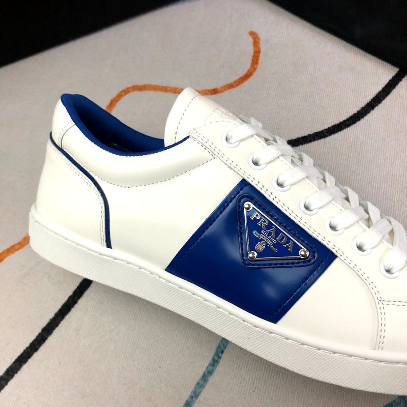PRADA 화이트 블루 슈즈 001-226982