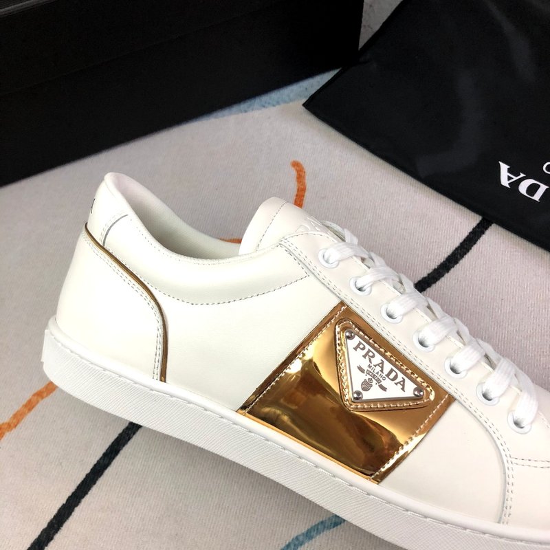 PRADA 프라다 화이트 골드 컬러 슈즈 001-226984