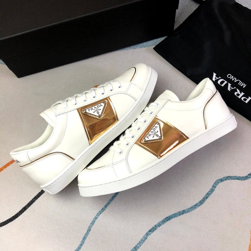 PRADA 프라다 화이트 골드 컬러 슈즈 001-226984