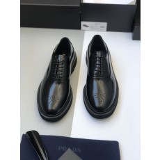 프라다 조각상 더비 남성 구두 001-227007