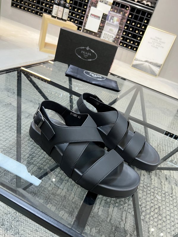 Prada 프라다 남성 가죽 슬리퍼 001-227009