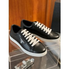 PRADA 파다 남성 화이트 스니커즈 001-227037