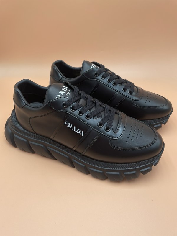 PRADA 오리지널 가죽 캐주얼 남성화 001-227053
