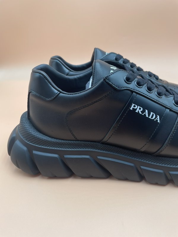 PRADA 오리지널 가죽 캐주얼 남성화 001-227053