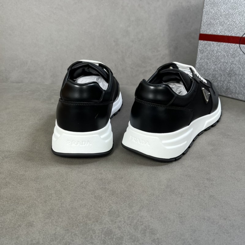 PRADA 남성 춘하 클래식 캐주얼 운동화 001-227057
