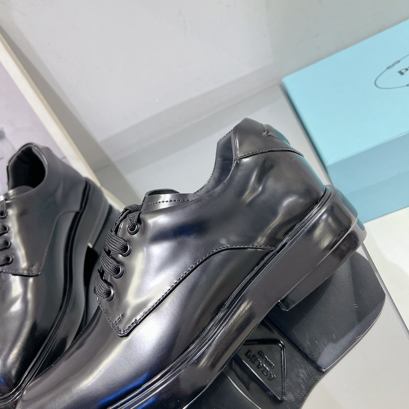 PRADA 봄 커플용 두꺼운 바닥 캐주얼 가죽 신발 001-227067