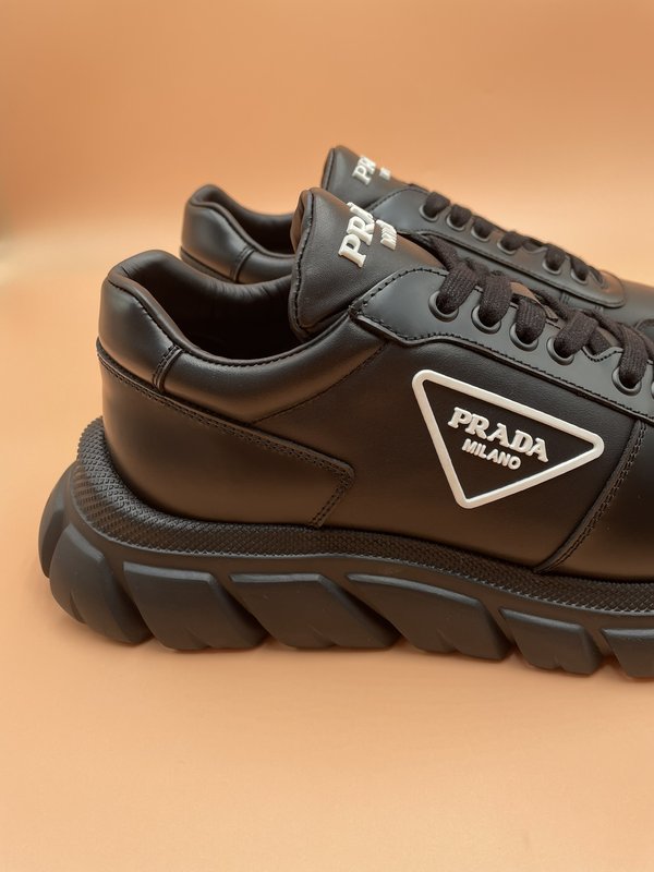 PRADA 오리지널 1:1 복각 캐주얼 남성화 001-227071