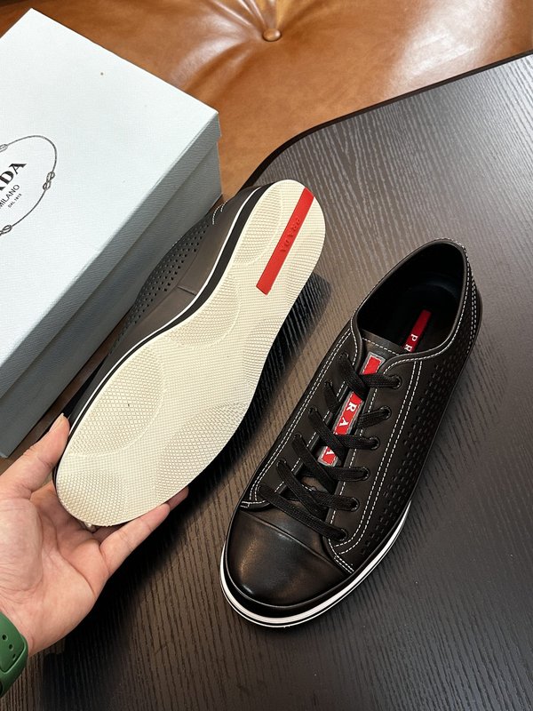 프라다 PRADA 남성 로우탑 소가죽 구두 001-227077