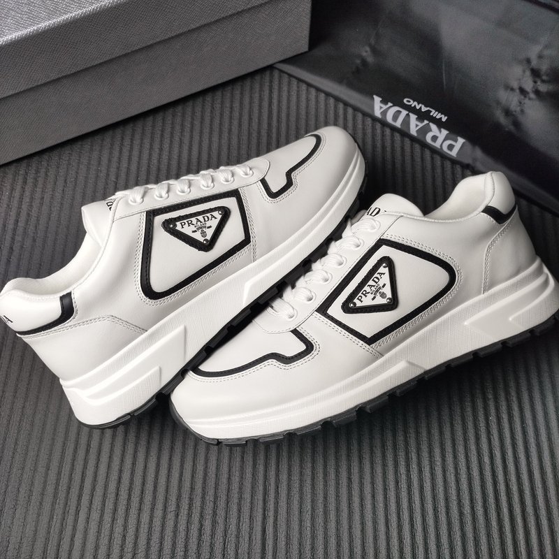 PRADA 프라다 블랙 가죽 구두 001-227090
