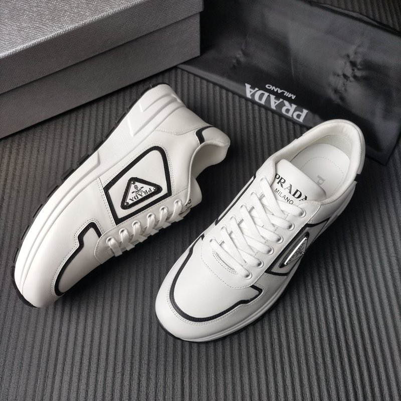 PRADA 프라다 블랙 가죽 구두 001-227090