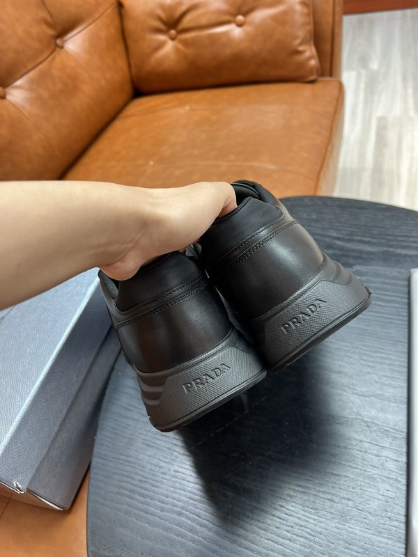 Prada 남성 캐주얼 운동화 001-227095