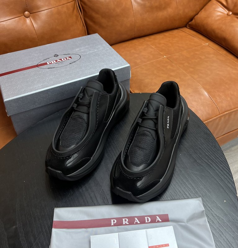 Prada 모던 클래식 수제 운동화 001-227099