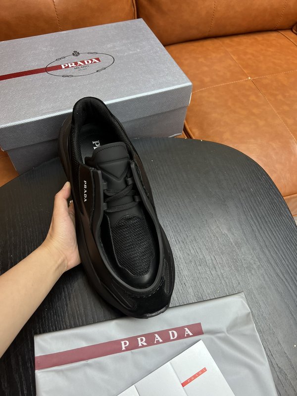 Prada 모던 클래식 수제 운동화 001-227099
