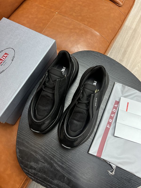Prada 모던 클래식 수제 운동화 001-227099