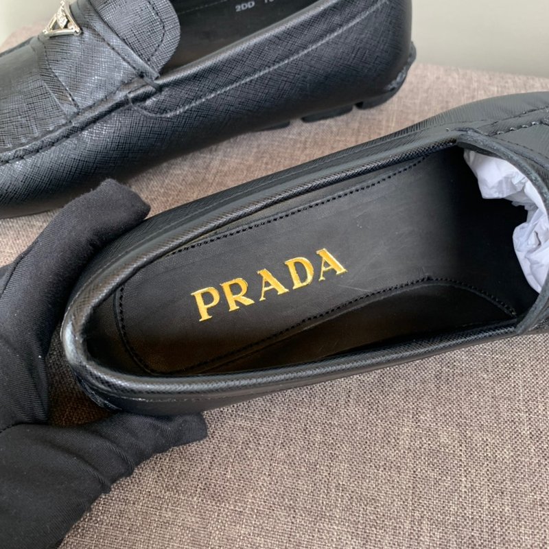 Prada 클래식 로퍼 남성용 수제 운전화 001-227105
