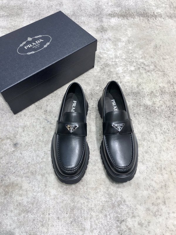 프라다 Prada 신규 소 가죽 신발 001-227109