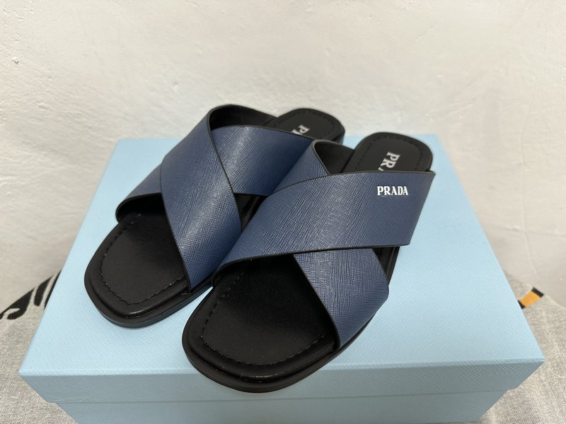 프라다 남성 야자무늬 가죽 슬리퍼 001-227124