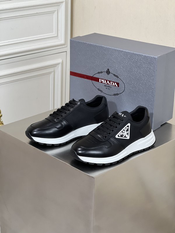Prada 남성 캐주얼 운동화 001-227133