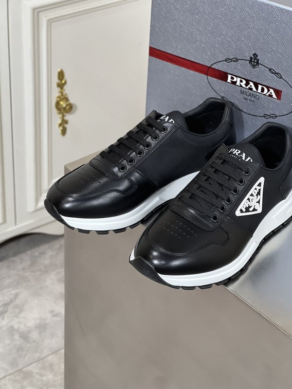 Prada 남성 캐주얼 운동화 001-227133