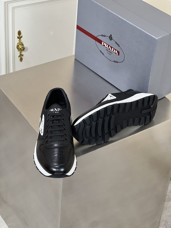 Prada 남성 캐주얼 운동화 001-227133