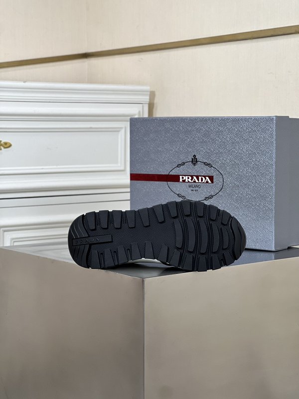 Prada 남성 캐주얼 운동화 001-227133