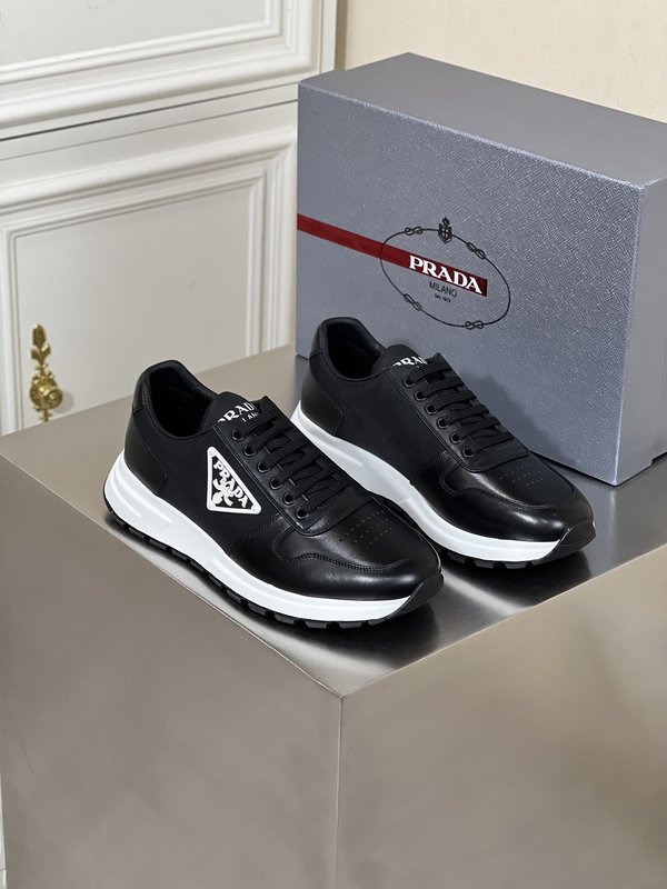 Prada 남성 캐주얼 운동화 001-227133